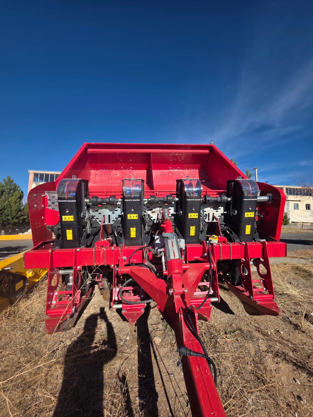 4 SIRALI ÇEKİLİ EKİM MAKİNASI (SAATÇİ MAKİNA)